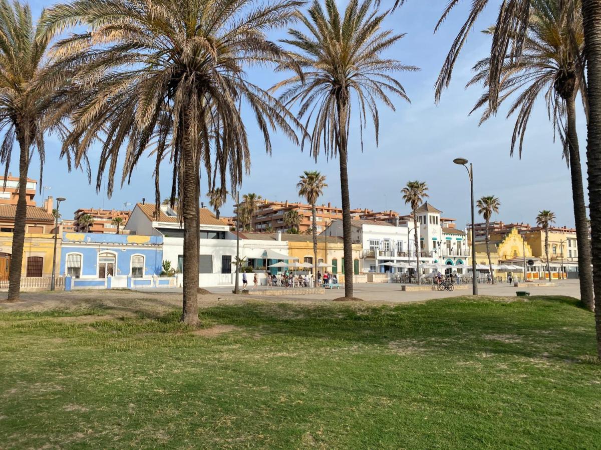 Alojamiento En Primera Linea De Playa Con Wifi Apartment Valencia Exterior foto